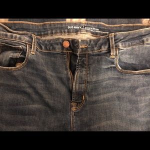 Size 16 Old Navy Jeans RockStar built-In sculpt